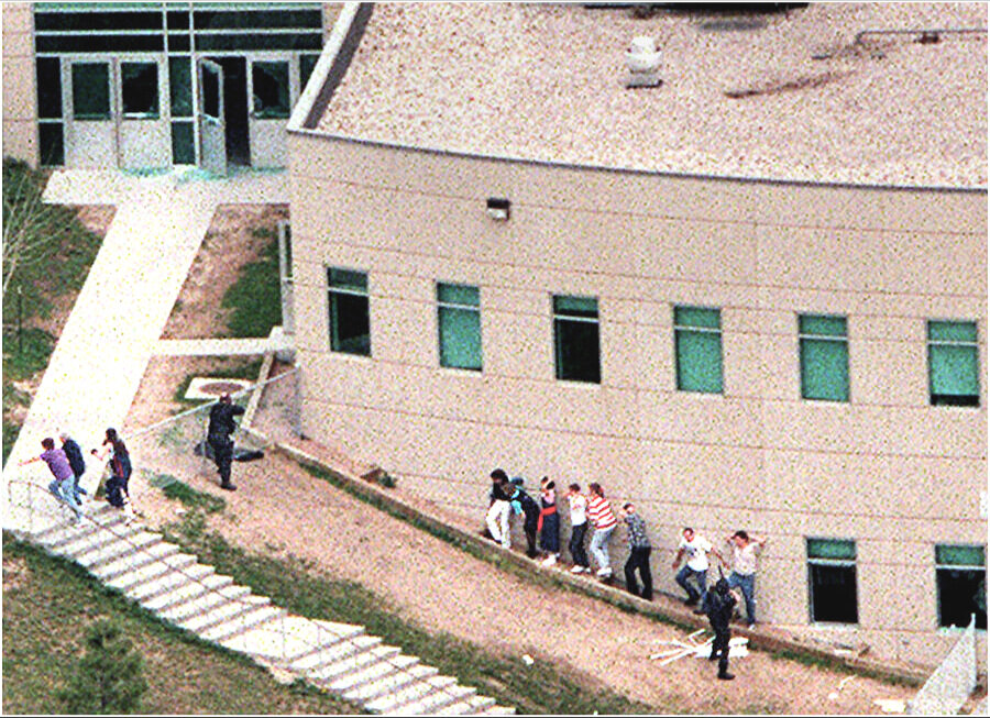 Columbine Shooting, 1999