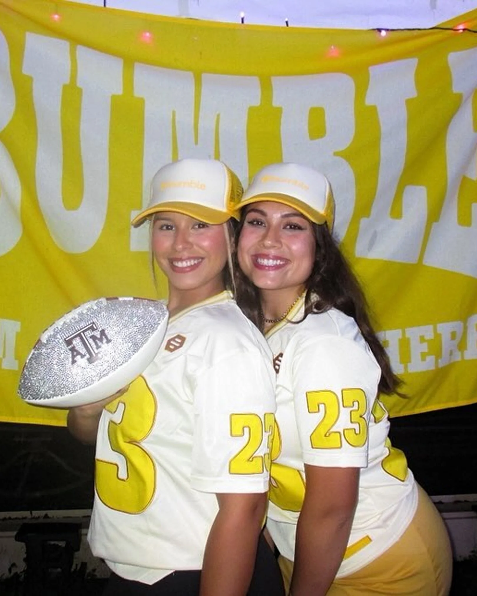af_website_honeys_fall_shared_03.jpg
