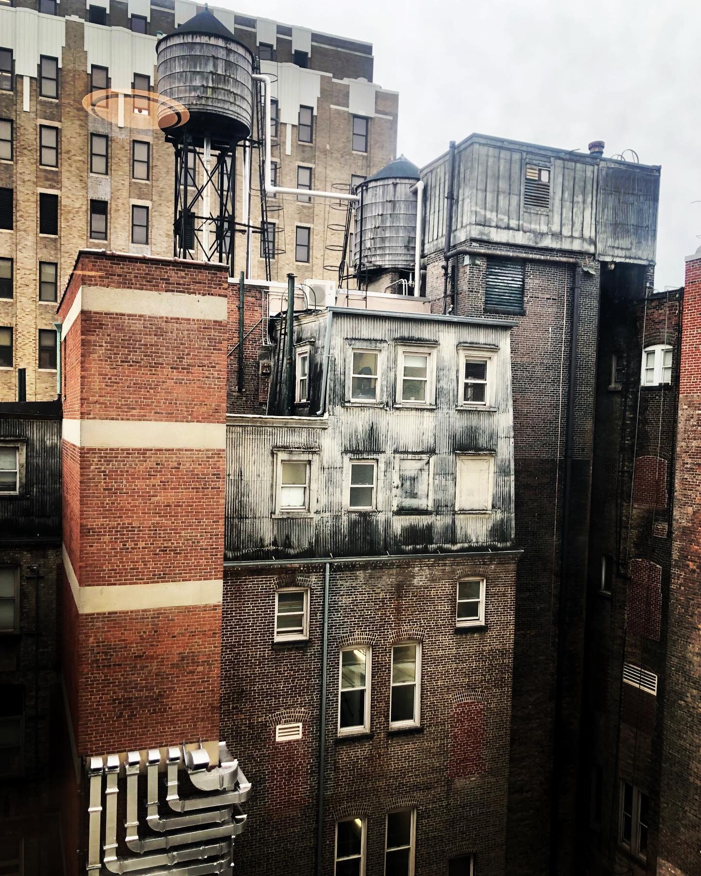 Winter is settling in.
☁️

#fall 
#autumn 
#winteriscoming 
#watertower 
#nyc 
#nycphotographer