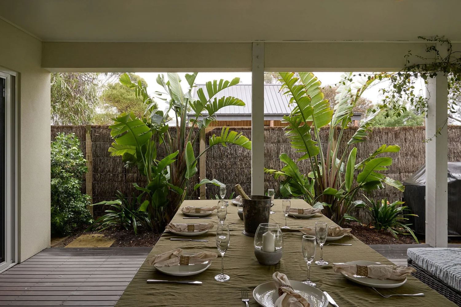 Verandah Retreat interior
