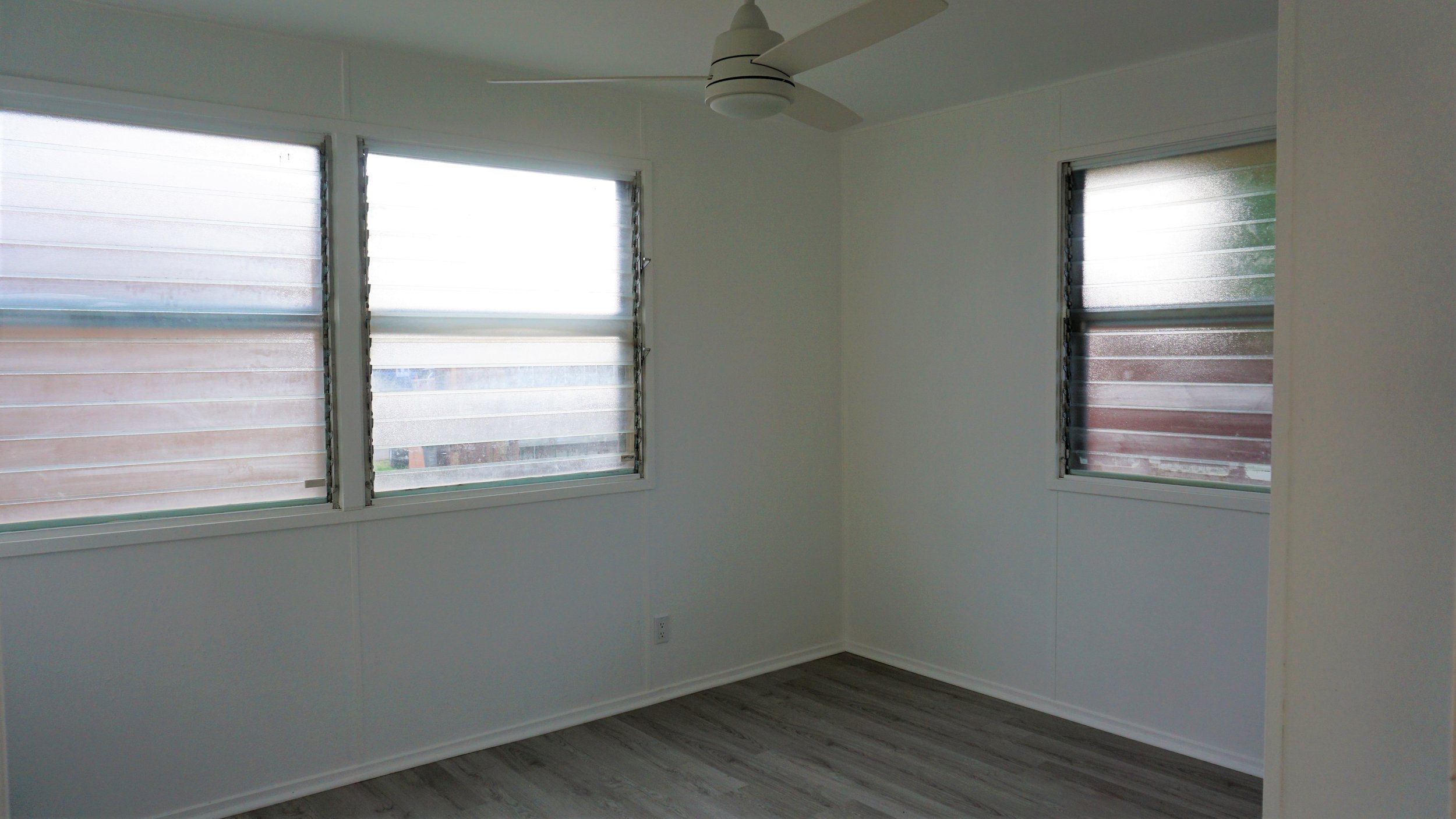 Copy of middle  room.jpg