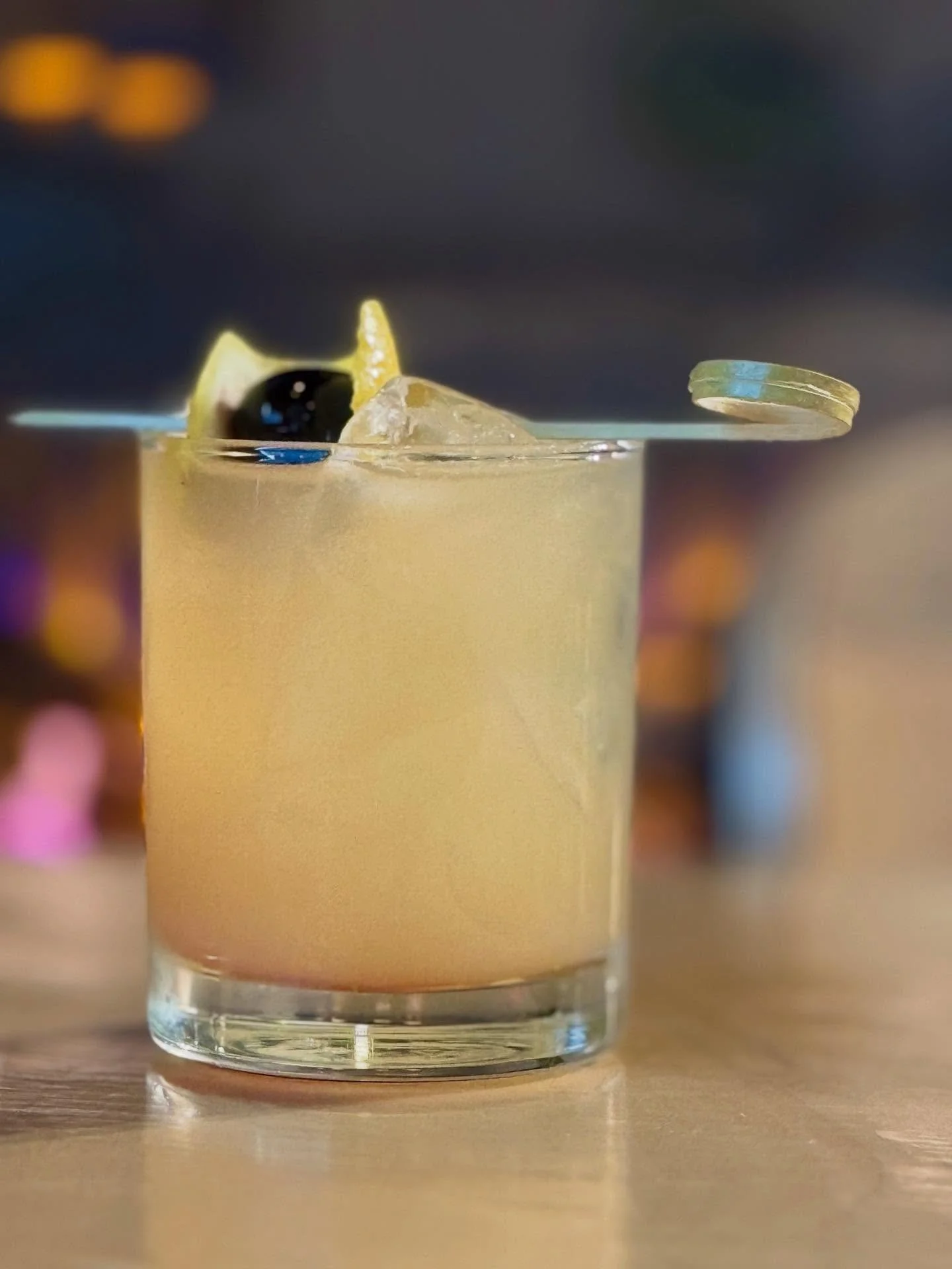 New featured cocktail!
Beachin’      
pirat XO rum, ancho reyes verde, lemon juice, orgeat, agave syrup
Come see us this week!
Make your reservations on our website!
Lostkeytap.com
.
.
.
#cocktail #craftcocktails