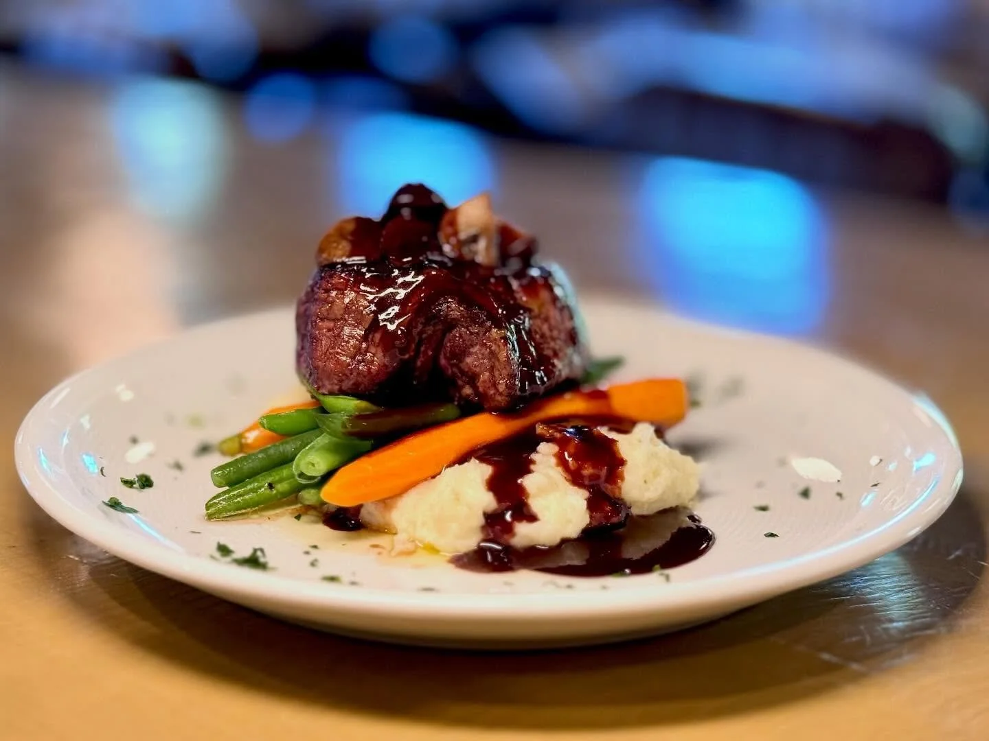 It&rsquo;s a new week and we are open to serve you:
Wednesday 4:30pm &ndash; 9:00pm
Thursday 4:30pm &ndash; 9:00pm
Friday 11:30am &ndash; 9:00pm
Saturday 11:30am &ndash; 9:00pm

📸: our Filet Entree 

Make your reservation on our website:
Lostkeytap.