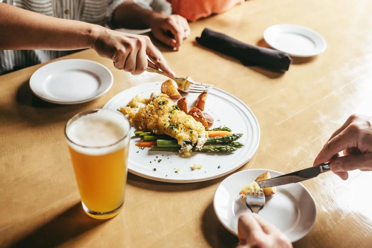 Weekends are for date nights! That&rsquo;s our specialty!
Make your reservation on our website!
Lostkeytap.com
.
.
.
#datenight #foxvalleyfood #greenbayfoodie #depere #foxcities