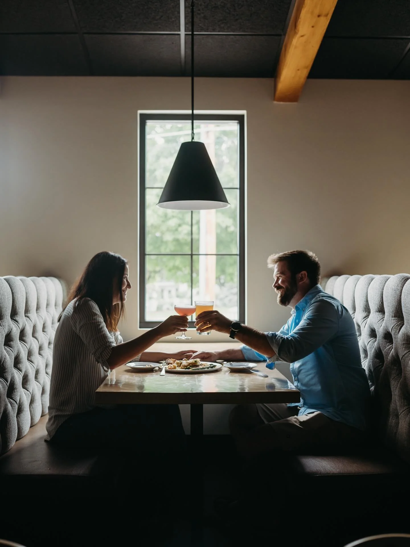 Have you made your Valentine&rsquo;s Day plans yet? Take this as your sign to plan something nice for your special someone! 

Make your reservations on our website!
Lostkeytap.com
.
.
.
#valentinesday #foxvalleyfood #greenbayfoodie #restaurant #daten