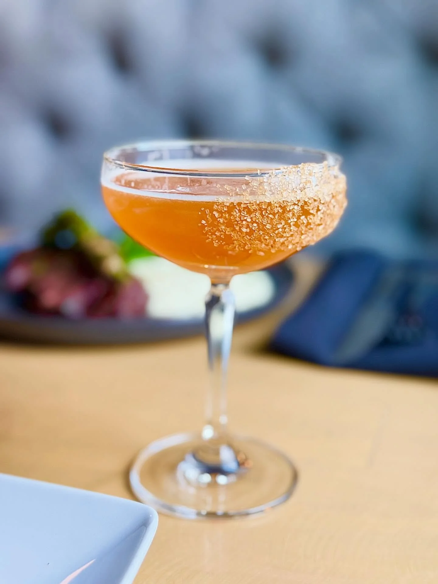 Cheers to the weekend! 

Make your reservations on our website!
Lostkeytap.com
.
.
.
#craftcocktails #whiskey #foxvalley #depere #greenbay