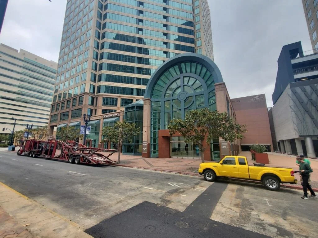 The Benefits of Using a Professional Auto Transport Service