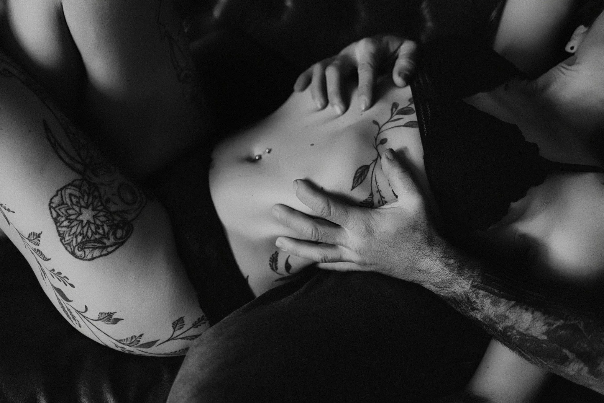 Blessed because I get to witness true love and create beautiful sensual images for couples to treasure 🔥❤️
These lovebirds also blessed me with a full release which I am sooo grateful for!!