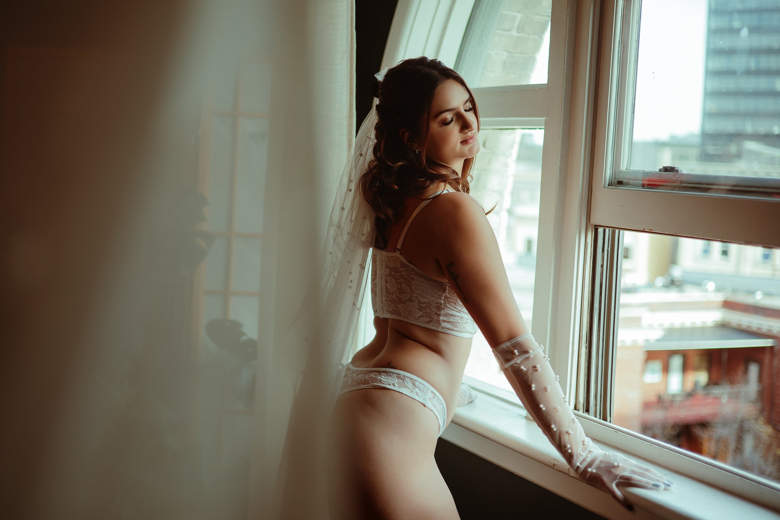 winnipeg bridal boudoir  (30).jpg