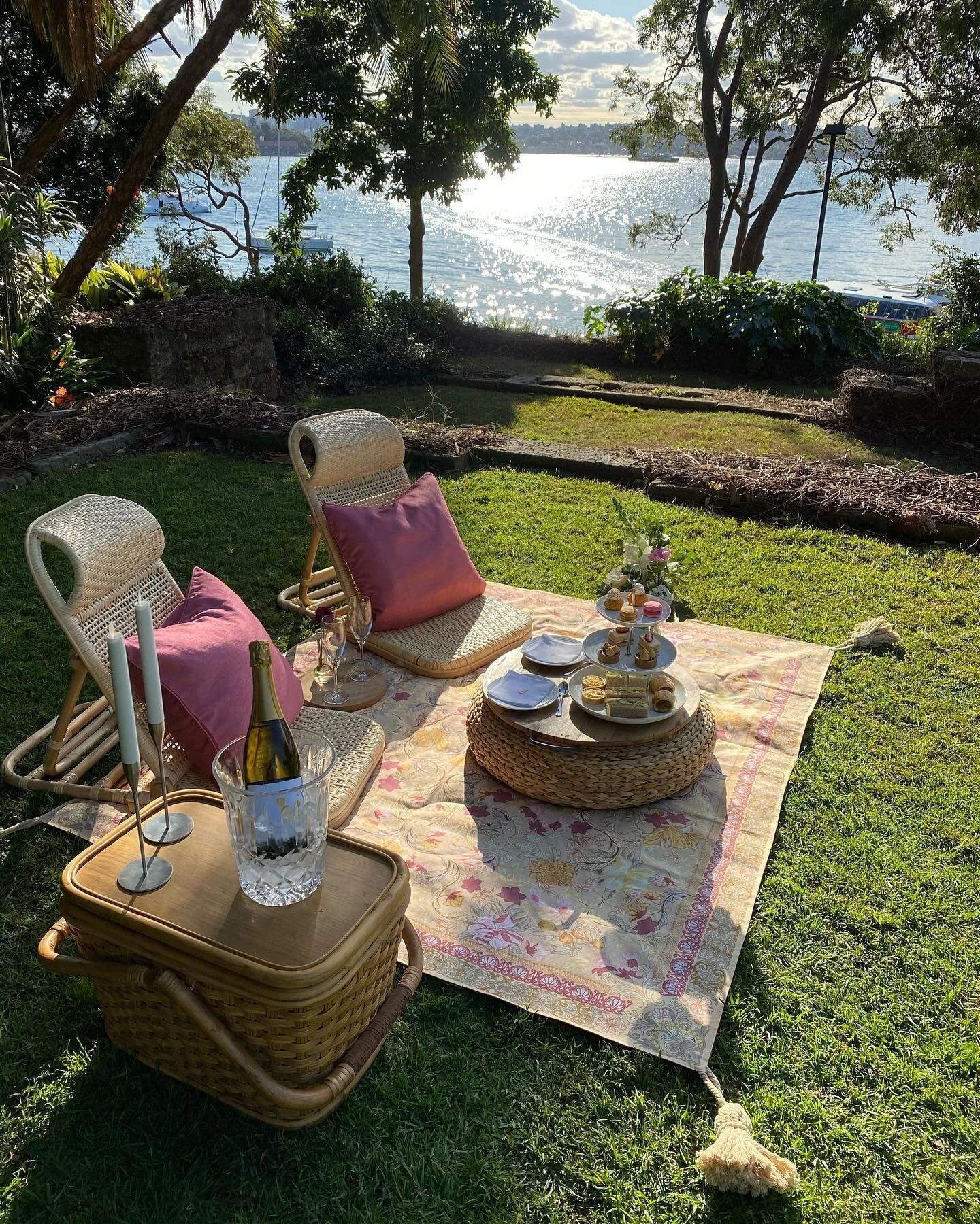 Perfect day for High Tea in the park 🌸