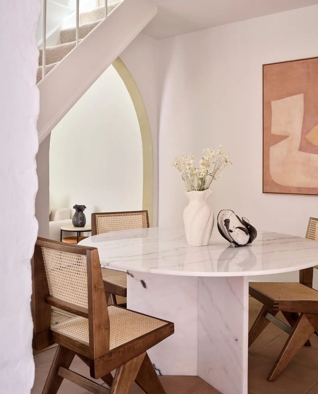 Stunning home of our lovely collectors. Once a Chapel still features all its unique elements. 
Pic 1 and 2 features artwork by BERNY BACIC from SIBU GALLERY 

&quot;Posted with @DittoRepost #dittorepost &bull; @furnishd.home

Neutrals in Chapel House