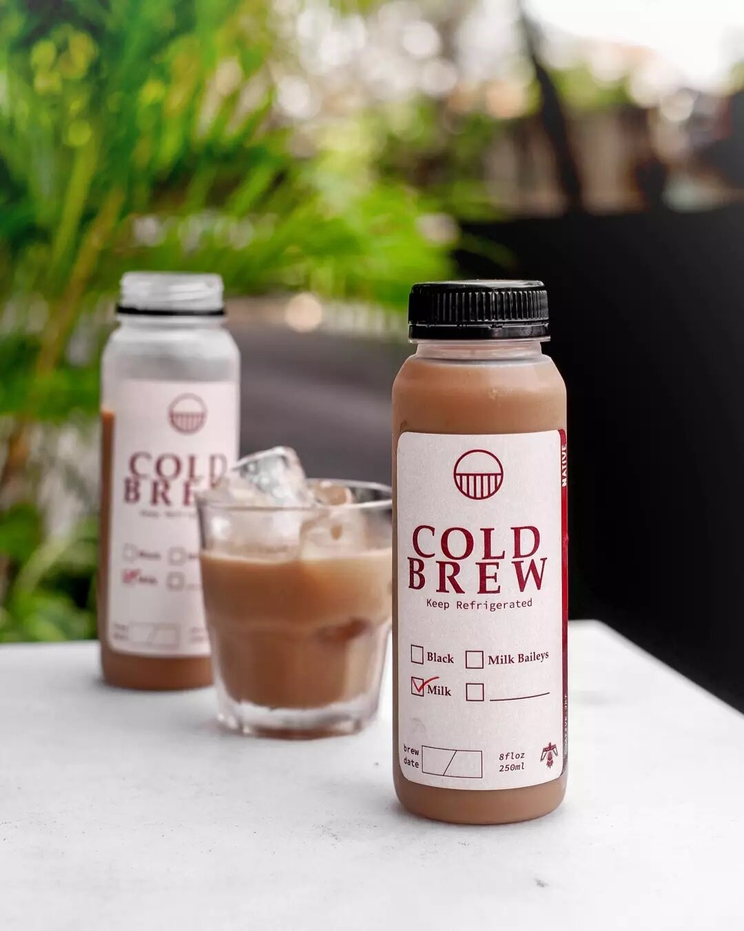 In a rush and haven't had your daily dose of coffee? Swing by and grab your cold brew coffee on the go! ✨
-
#nativejkt
#nativesaumata #nativecoffeetribe #instadaily #instagood #foodporn #food #foodies #foodism #coffeeshop #cafelife #instalike #foodph