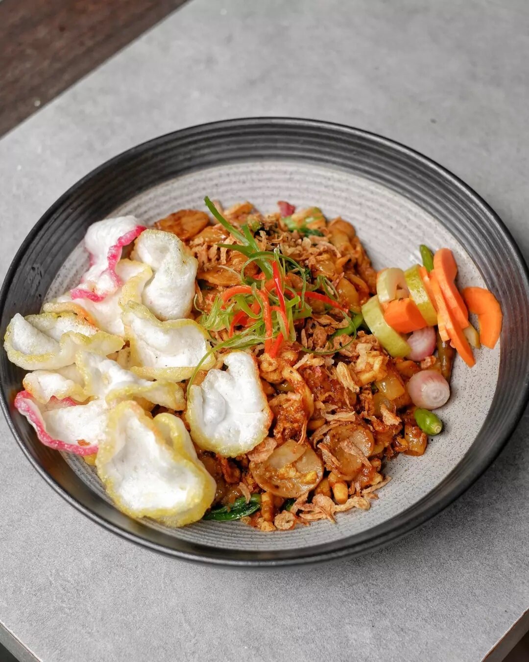 This Kwetiau Tek Tek is full of flavor, It's sweet and savory with a touch of smokey, they're as appetizing as they look and a very good idea for you who loves tek tek. 🤤👍
-
Please check &quot;Business Hours&quot; highlight if you want to dine-in..