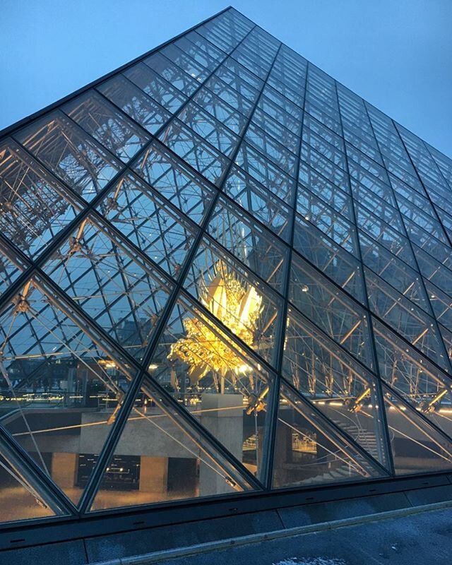 paris // favourites
.
I often find myself taking a detour past I.M Pei&rsquo;s pyramids, which even after all these visits still make my heart soar. I usually cut through Passage Richelieu, which offers a 24hr peek into the Louvre&rsquo;s sculpture g