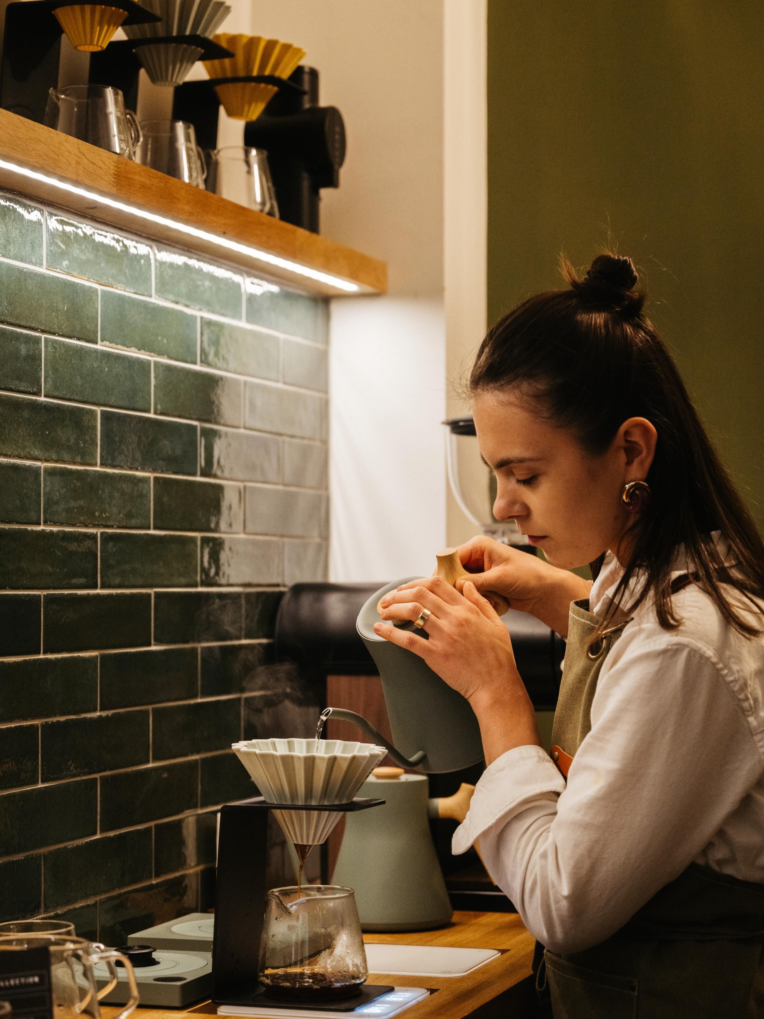 Taking your coffee seriously.

#BrewBar #pourover #specialtycoffee #nostos #StJames Mayfair