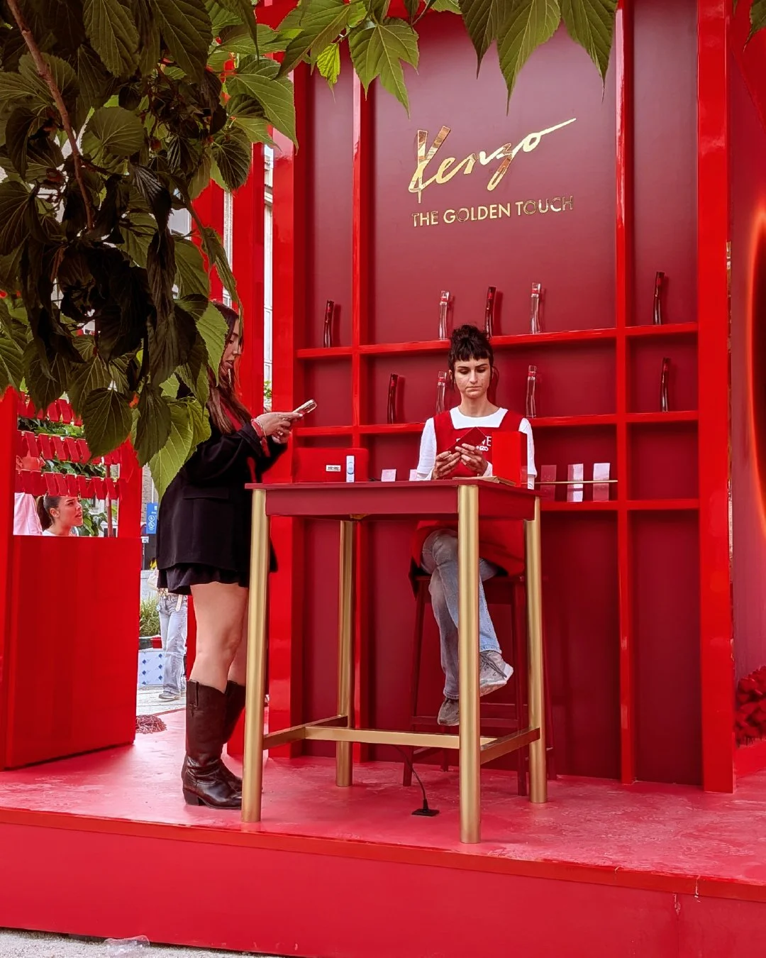 StudioDelabrousse_Kenzo_LeRouge-06.jpg
