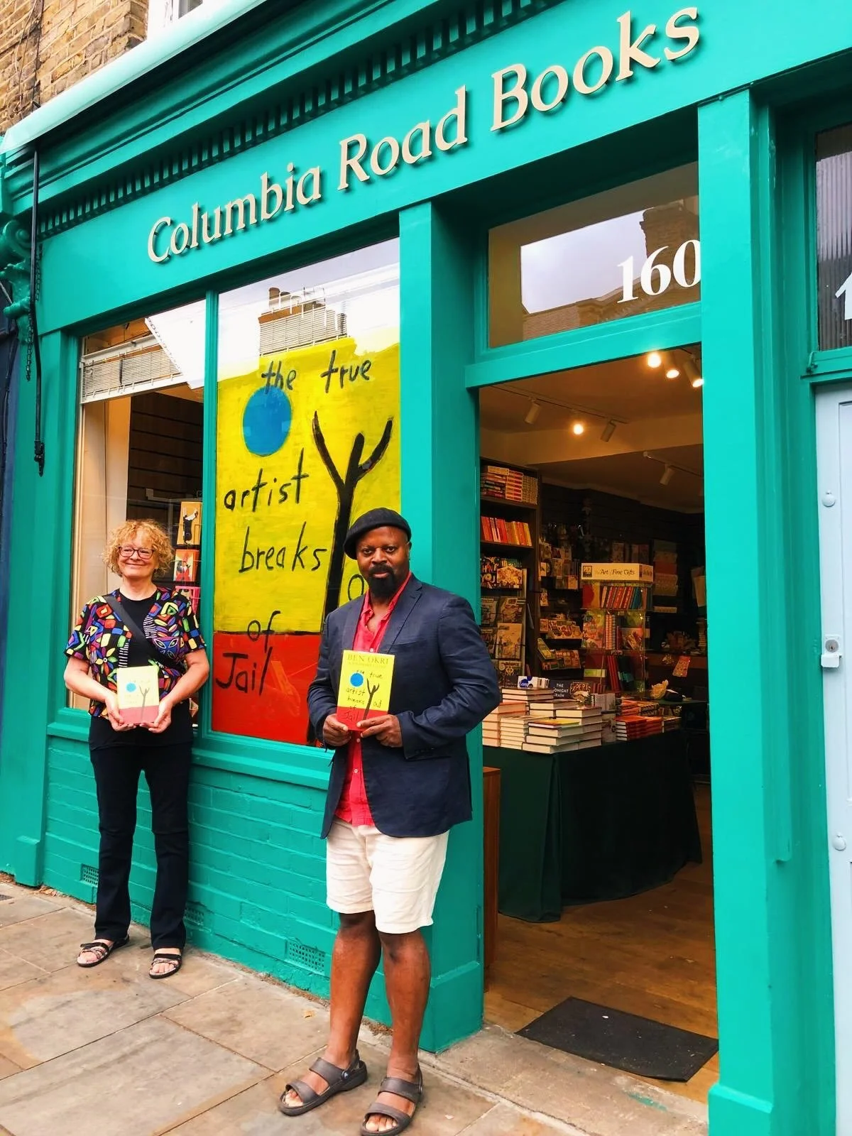 A big thank you to @rosemaryclunieart and @sirbenokri for visiting yesterday! They signed copies of their new book The True Artist Breaks Out of Jail, and decorated our window too!

There&rsquo;s plenty of signed copies available in store and online 