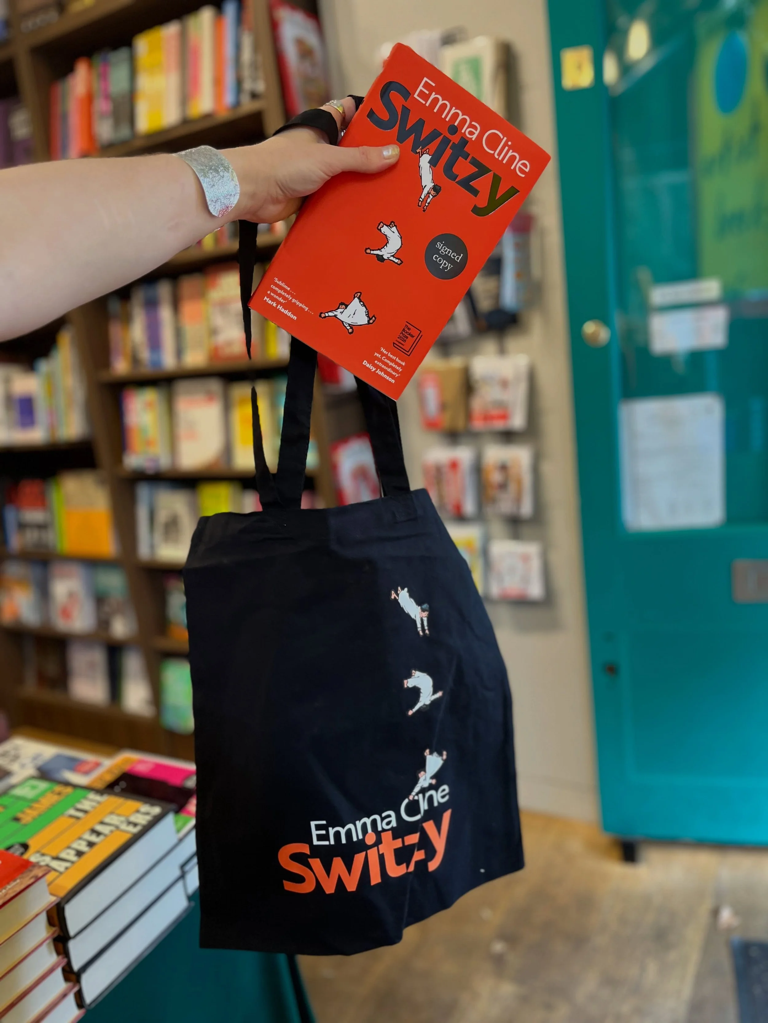 Books🤝totes 

#books #bookshop #london #reading #bookrecommendations