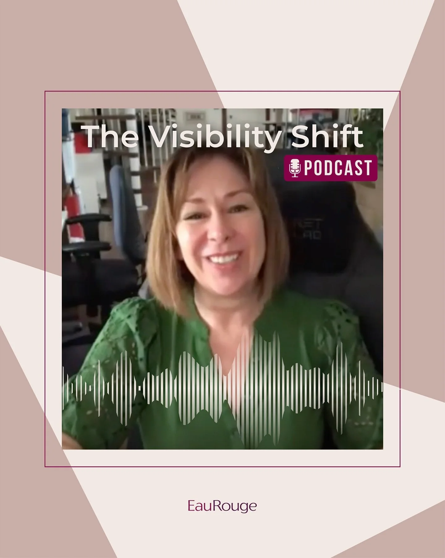 Brand Photographer @liz.devonshire launched a podcast recently all about something key to all our successes in business - The Visibility Shift! 
How do we show up? How do we become memorable and how to we make an impact. 
I love that Liz has visibi