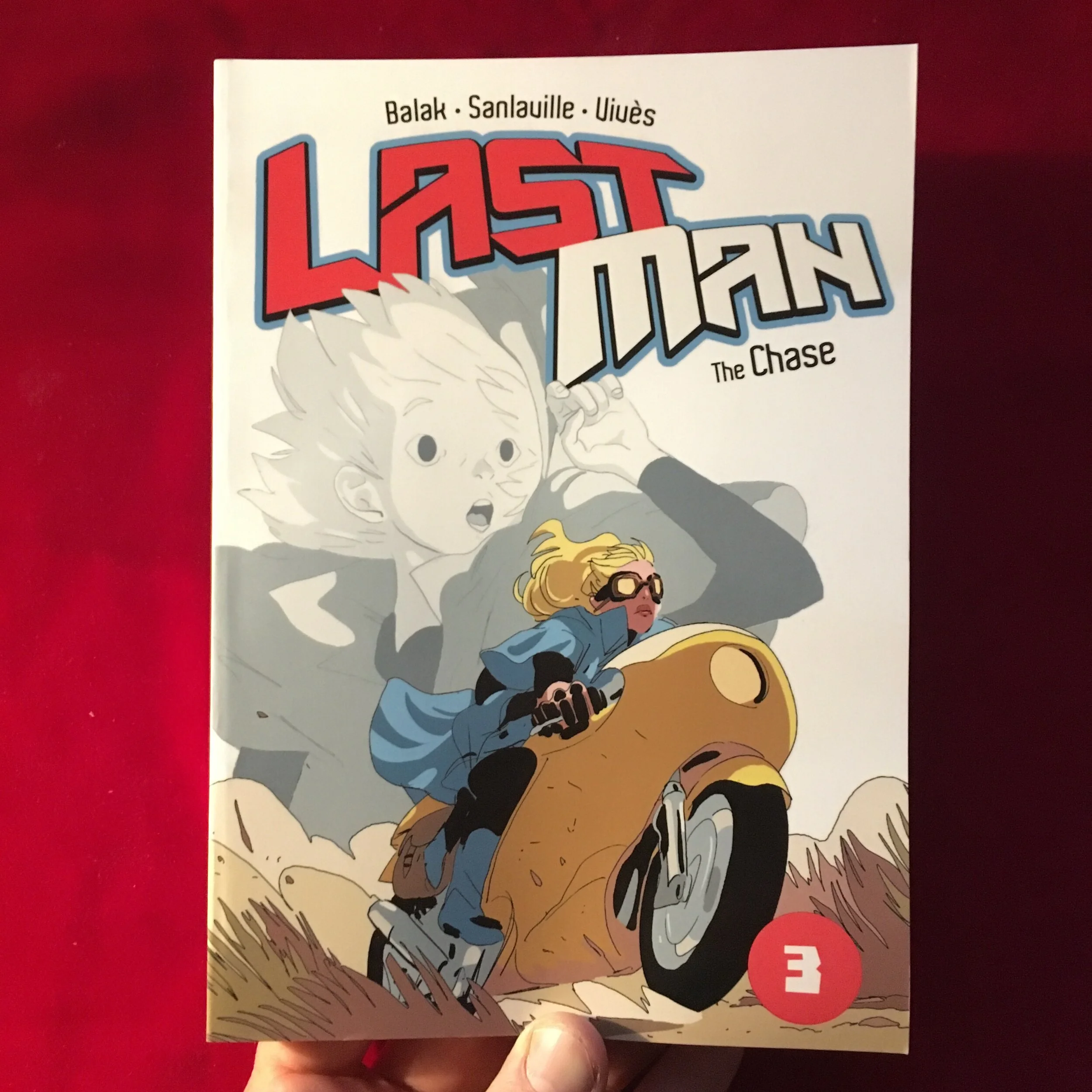 Balak Sanlaville Vivès LAST MAN Vol. 3 The Chase