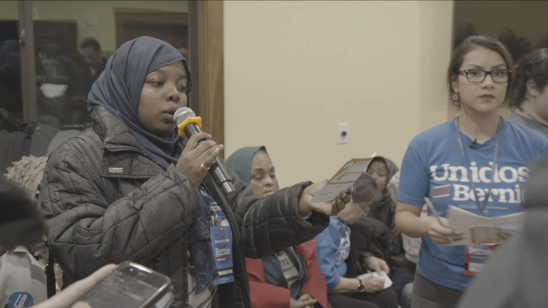 How Bernie Sanders Won A Trilingual Caucus (The Intercept)