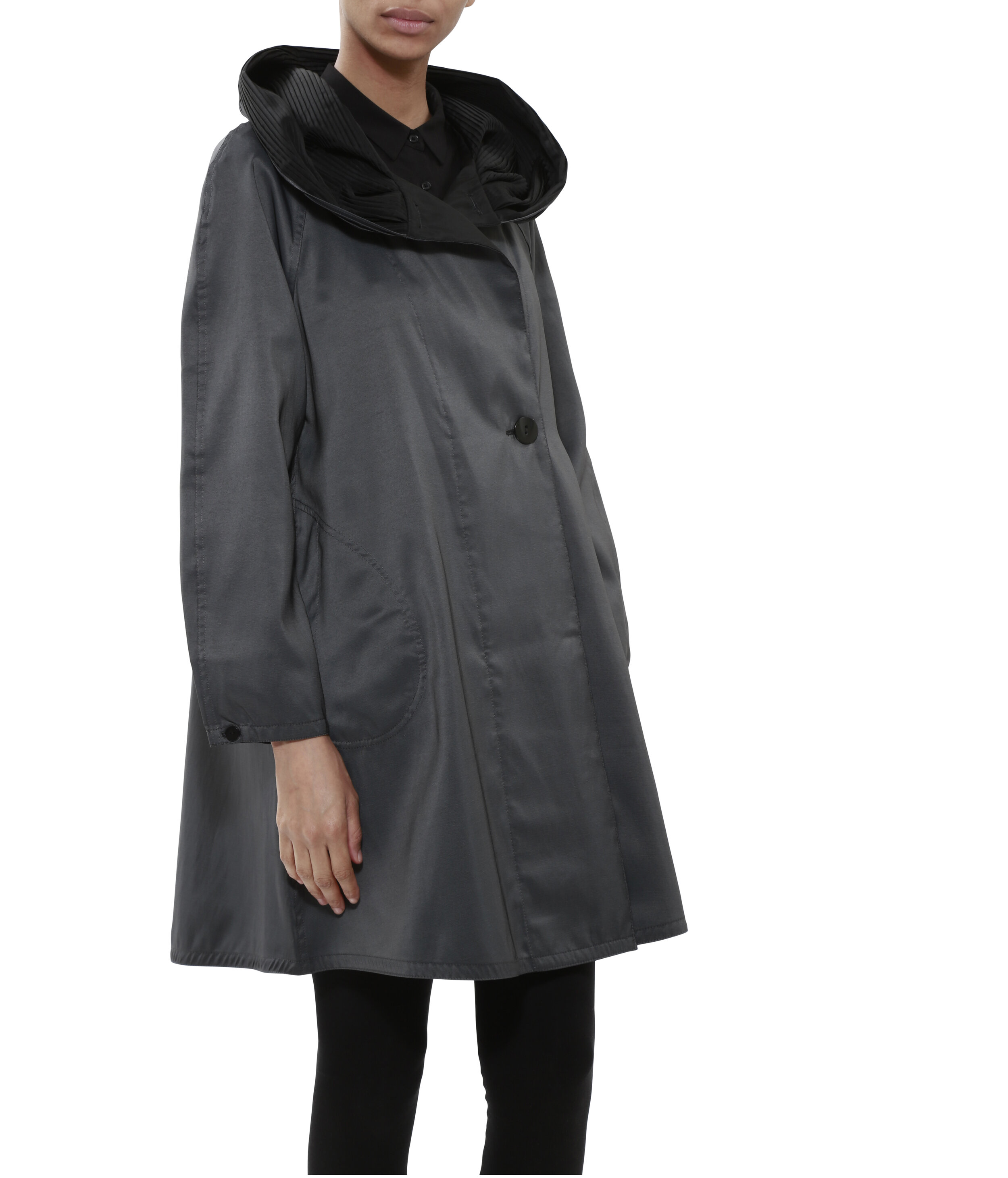 DONATELLA NICKEL:BLACK 001.jpg