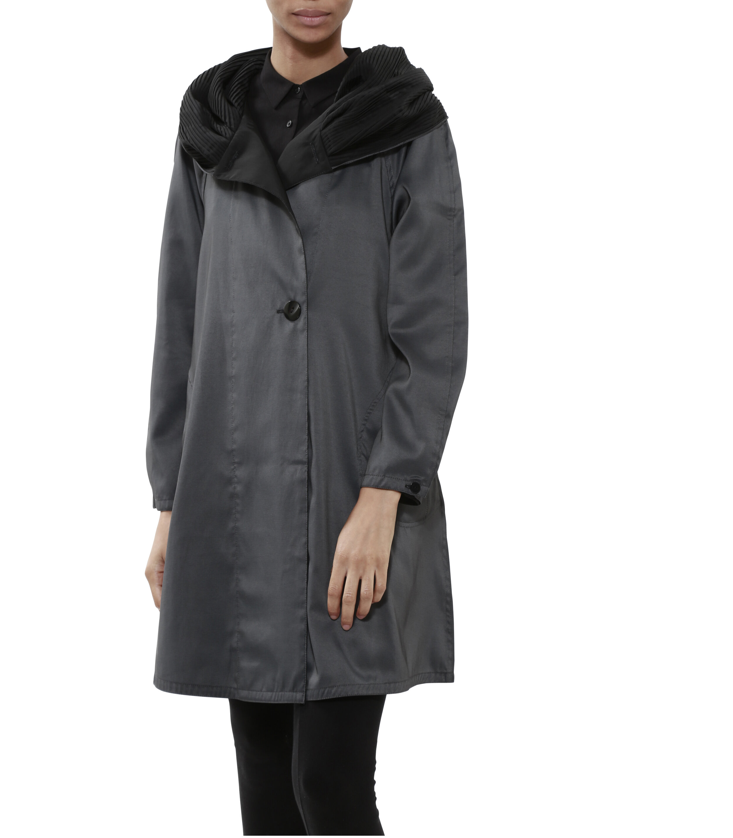 DONATELLA NICKEL:BLACK 003.jpg
