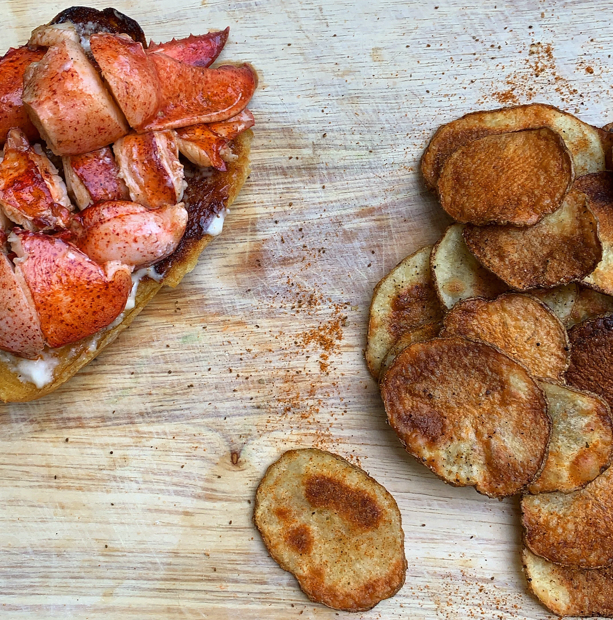 Lobster Roll I Homemade Chips