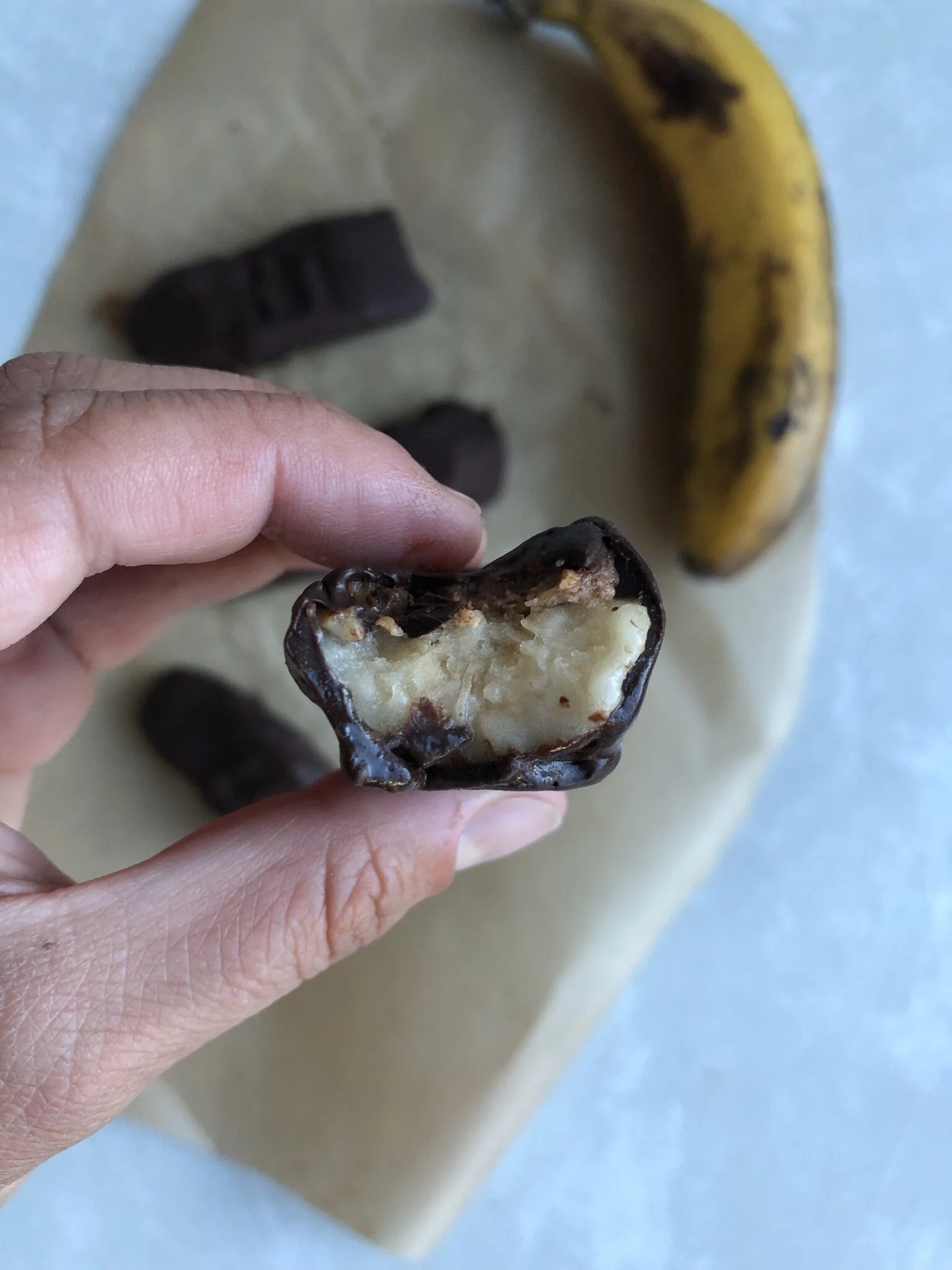 Banana gelada com chocolate