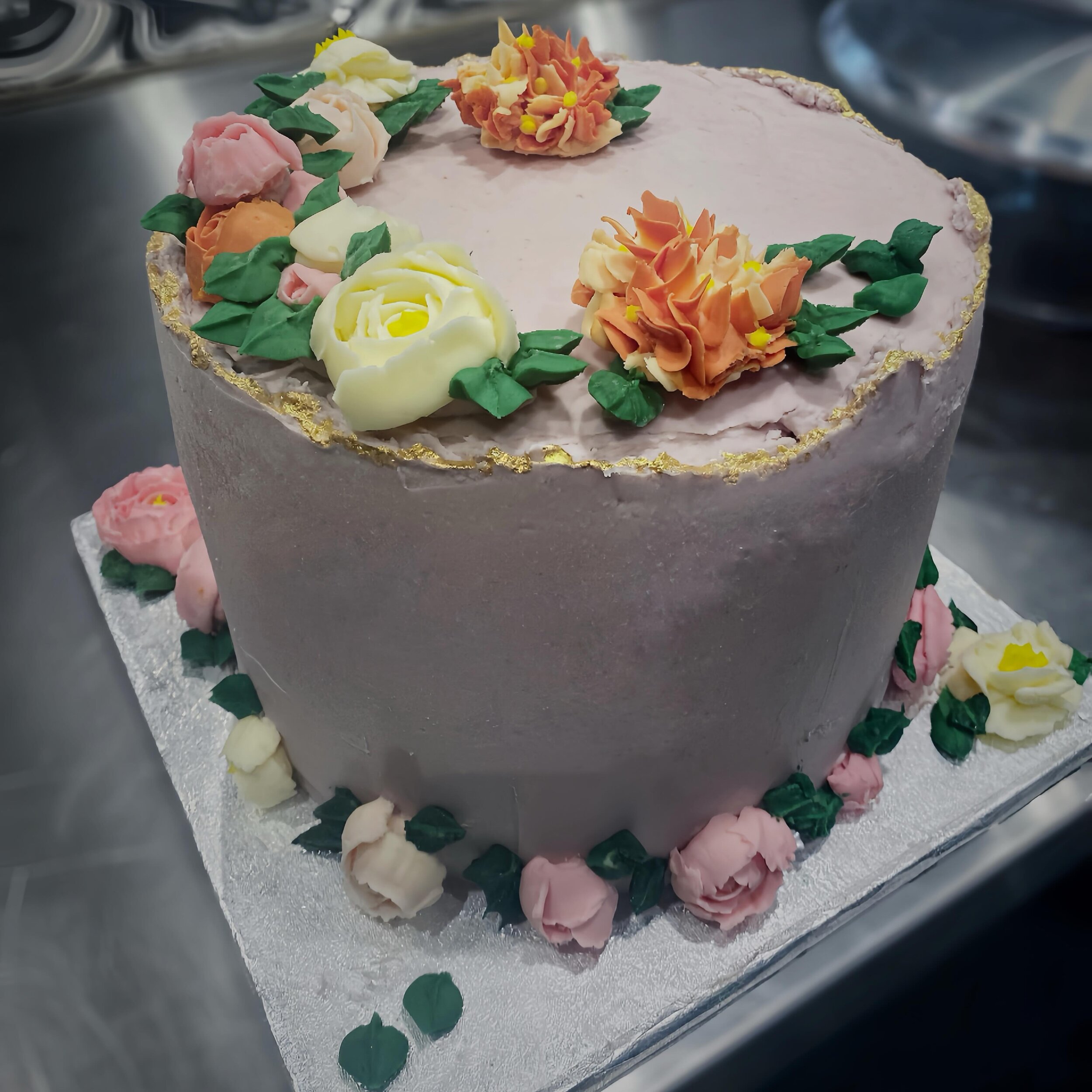 Happy Sunday 😎 

Customer has requested a 9&rdquo; tall lemon chiffon sponge cake filled with raspberry swiss meringue buttercream. We&rsquo;ve also decorated the cake with some hand-piped buttercream flowers inspired by their birthday invitation ca