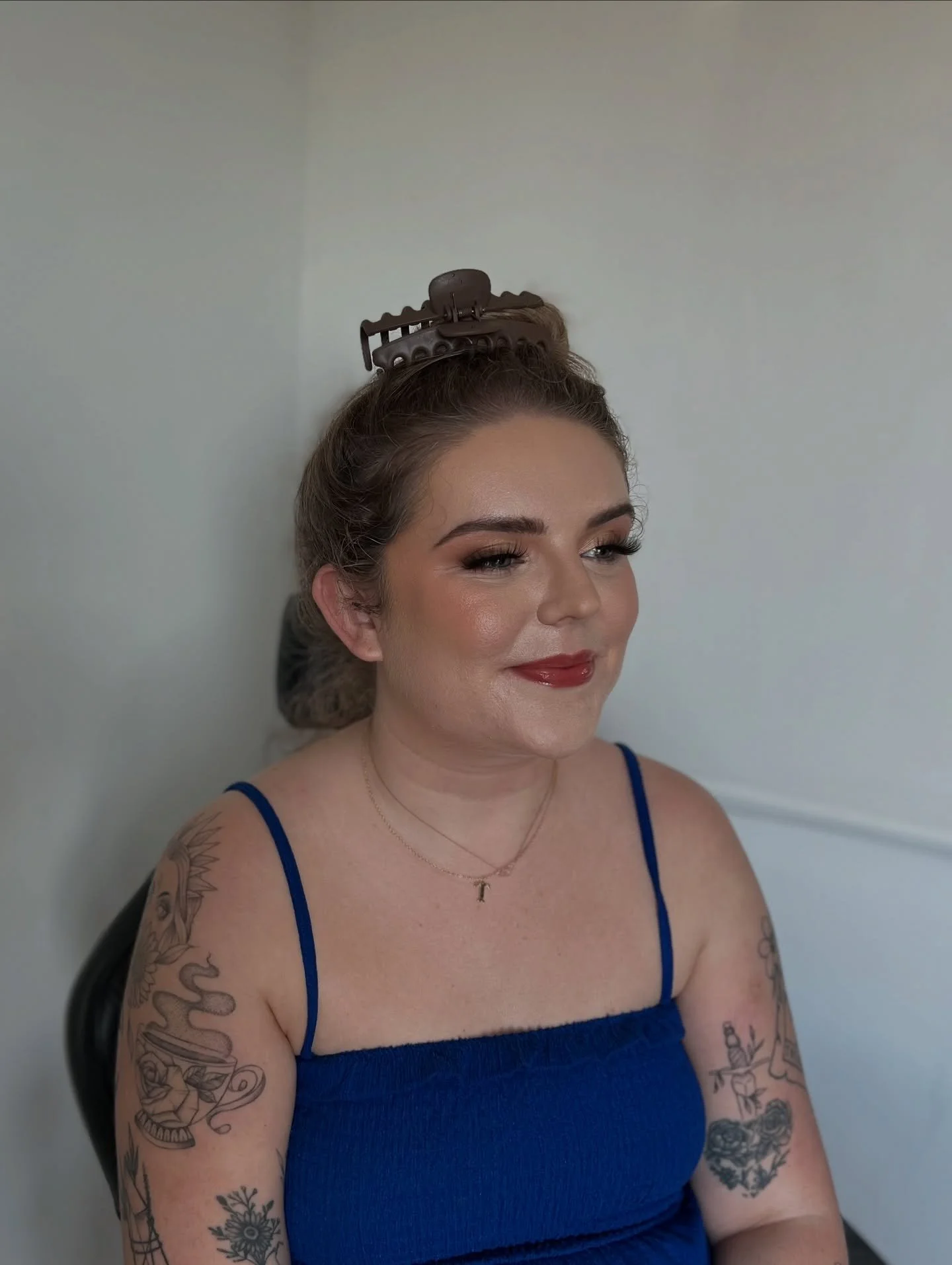 Glowy skin &amp; a full lash for the gorgeous Charlotte 🤩 

Needing a last minute Bank Holiday appointment? I have one last slot tomorrow at 10:30am! Drop me a message to book 💌
.
.
.
.
.
.
#RobynBattleyMakeupArtist #Makeup #makeupartist #mua #Make