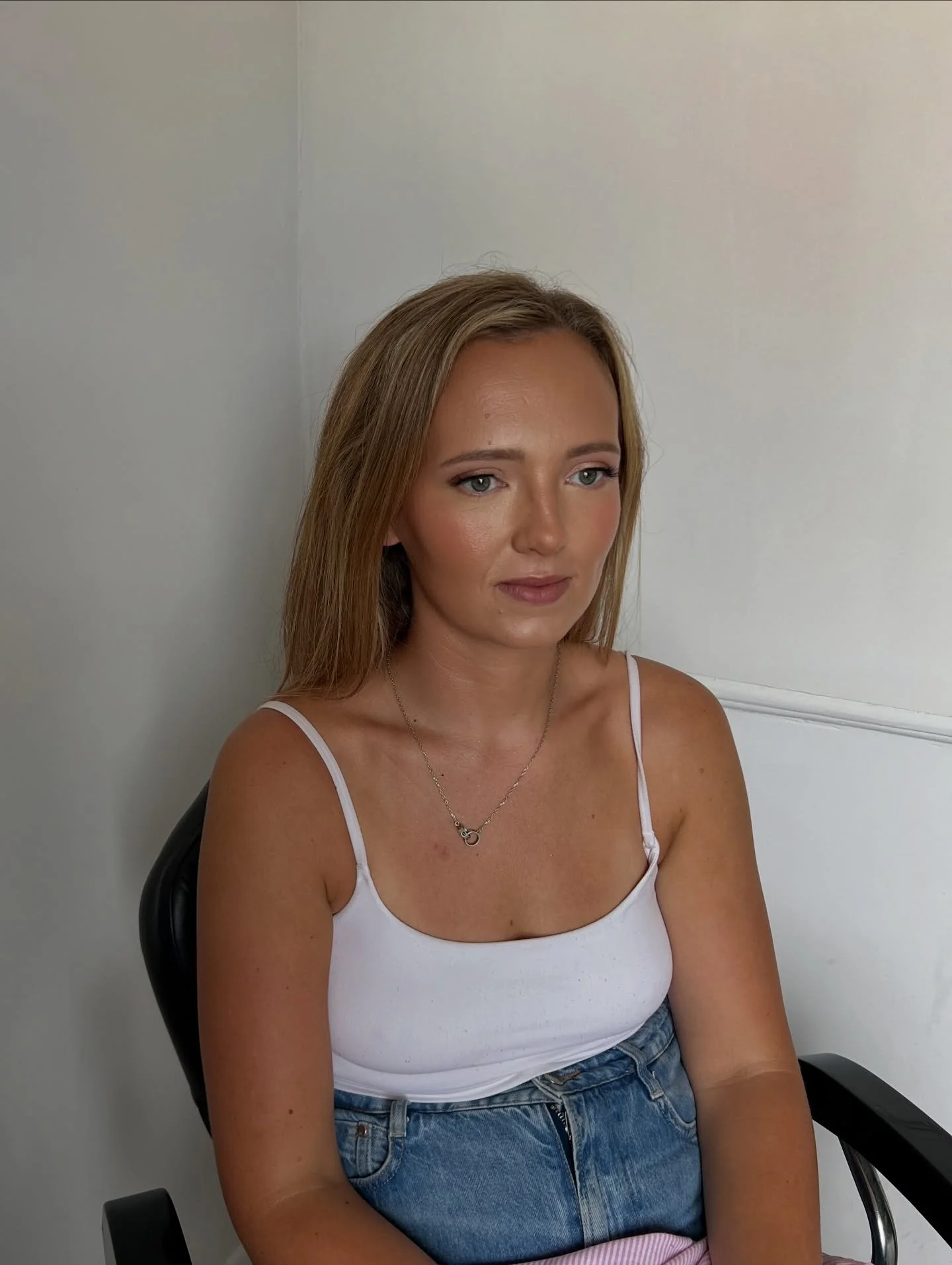 So nice having the gorgeous Nicola back in my makeup chair, this time as a wedding guest &amp; not the bride! ✨

We went for a glowy bronzed look to keep with the summer vibes (yes this was in July I&rsquo;m just bad at posting) 

2026 key dates are 