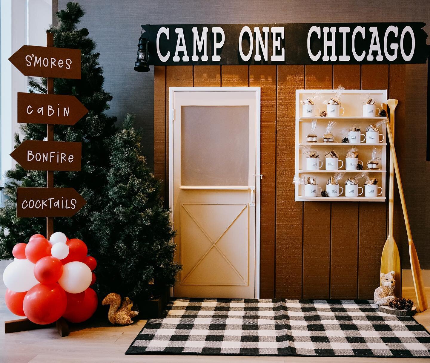 Gather &lsquo;round the bonfire, campers! 🪵

We had so much fun bringing Camp One Chicago to life for @liveonechicago this month! We served up fabulous fall cocktails in custom mugs alongside delicious s&rsquo;more kits, a killer Fall playlist and i