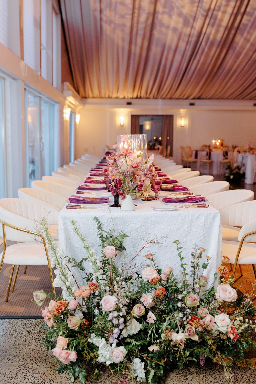 lake-house-inn-wedding-long-table-plum-design-gardena-floral.jpg.jpg