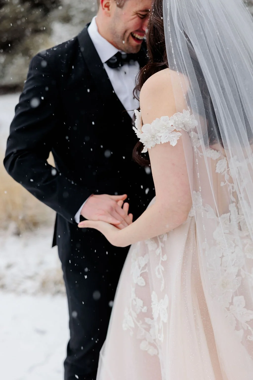 A Lake House Inn Wedding in Plum &amp; Gold — Cozy, Romantic, and Designed with Intention