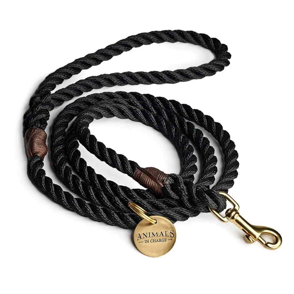 Brass Rope Dog Leash (Midnight Black) - Animals In Charge — Zali & Co