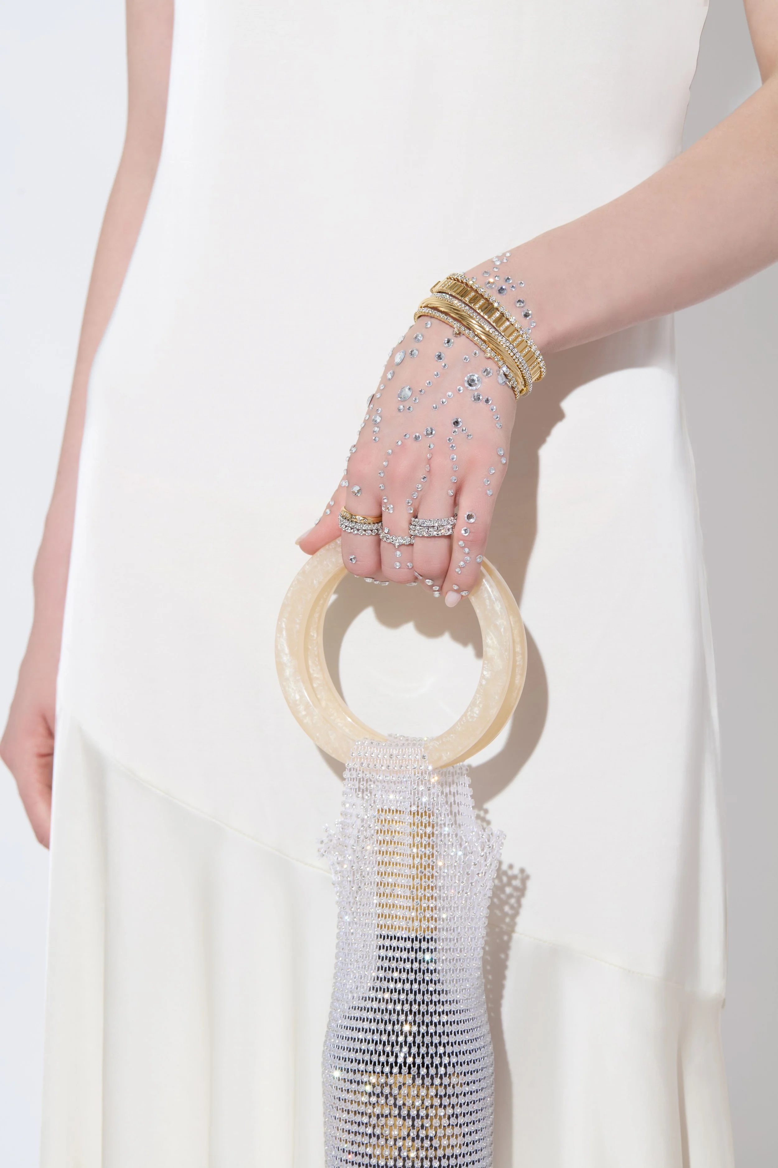 08_13 Diamonds Direct on model 23037.jpg