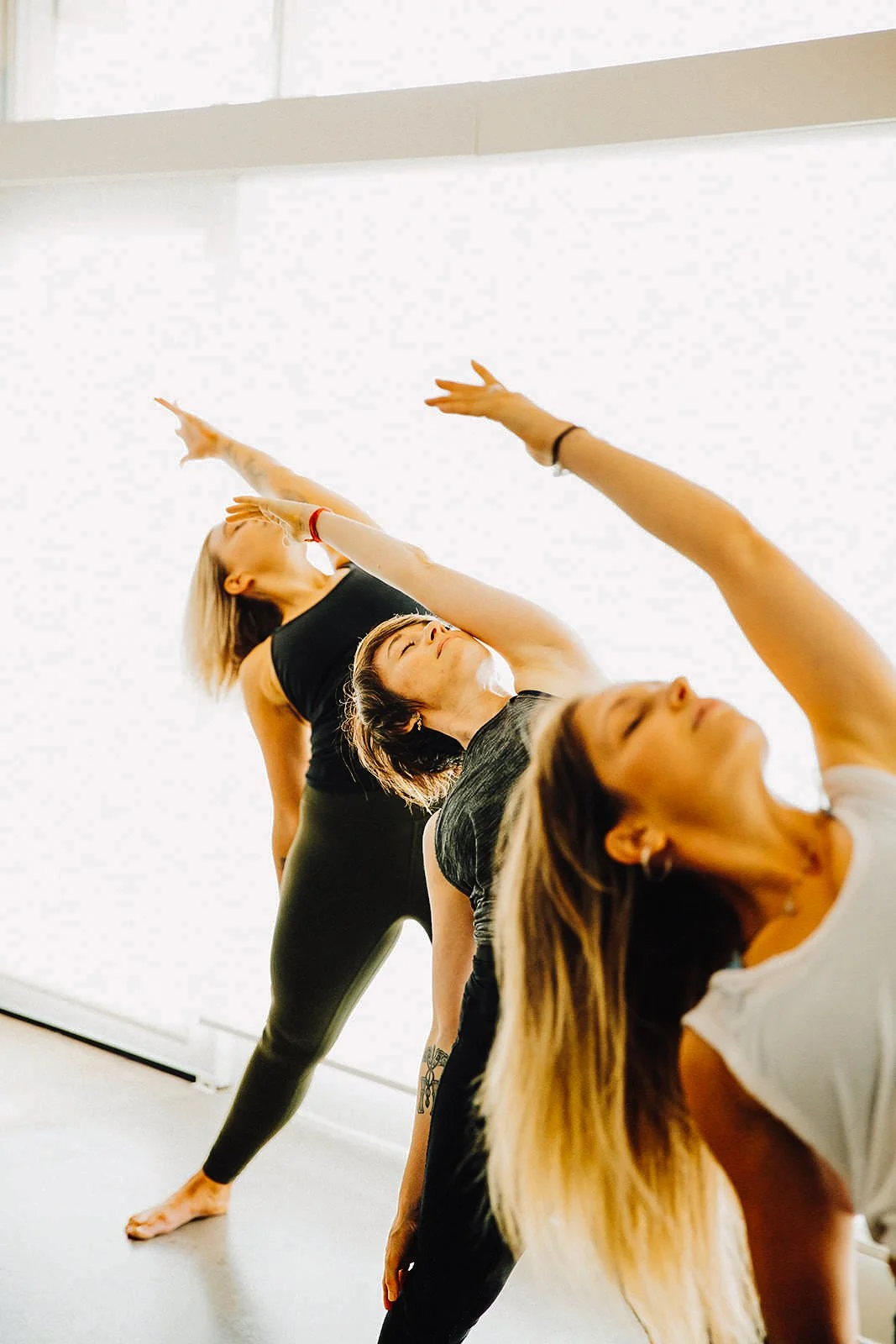 sunshine-coast-yoga-movement-photographer-ali-mayfield-58.jpg