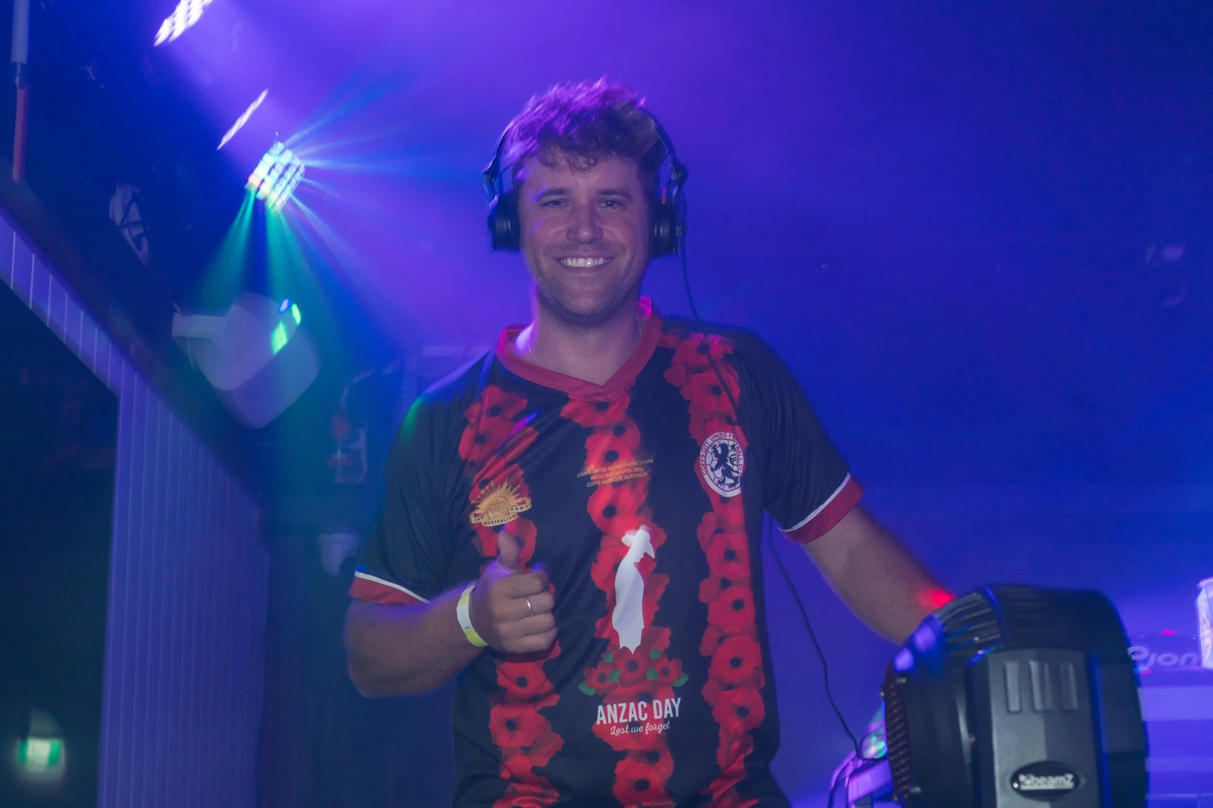 Crooked Colours - James Lander-19.jpg