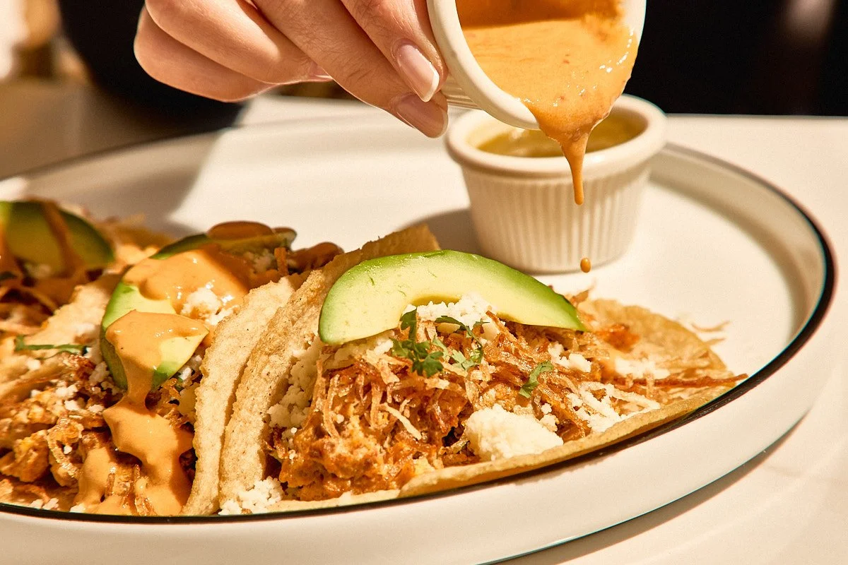 Day1_ConHuevos_SignatureSpecials_1022.jpg