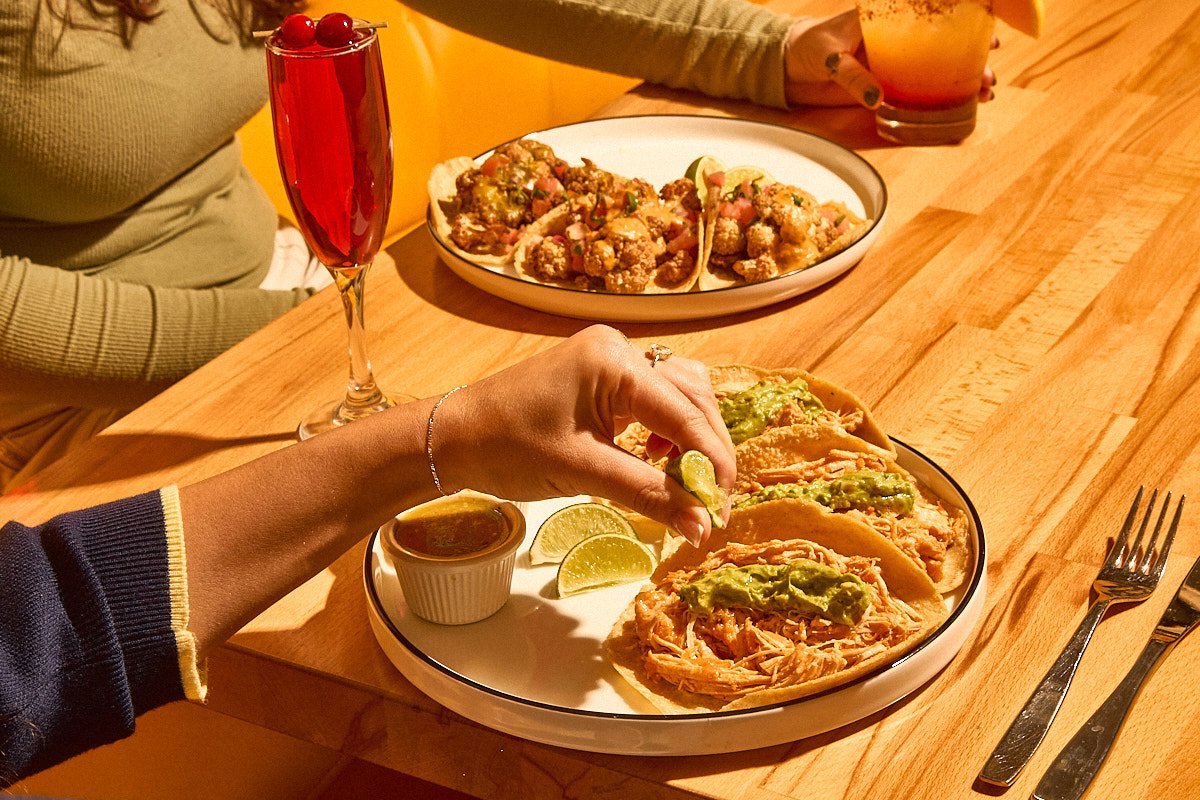 Day2_ConHuevos_AllDayLunchFavorites_2744.jpg