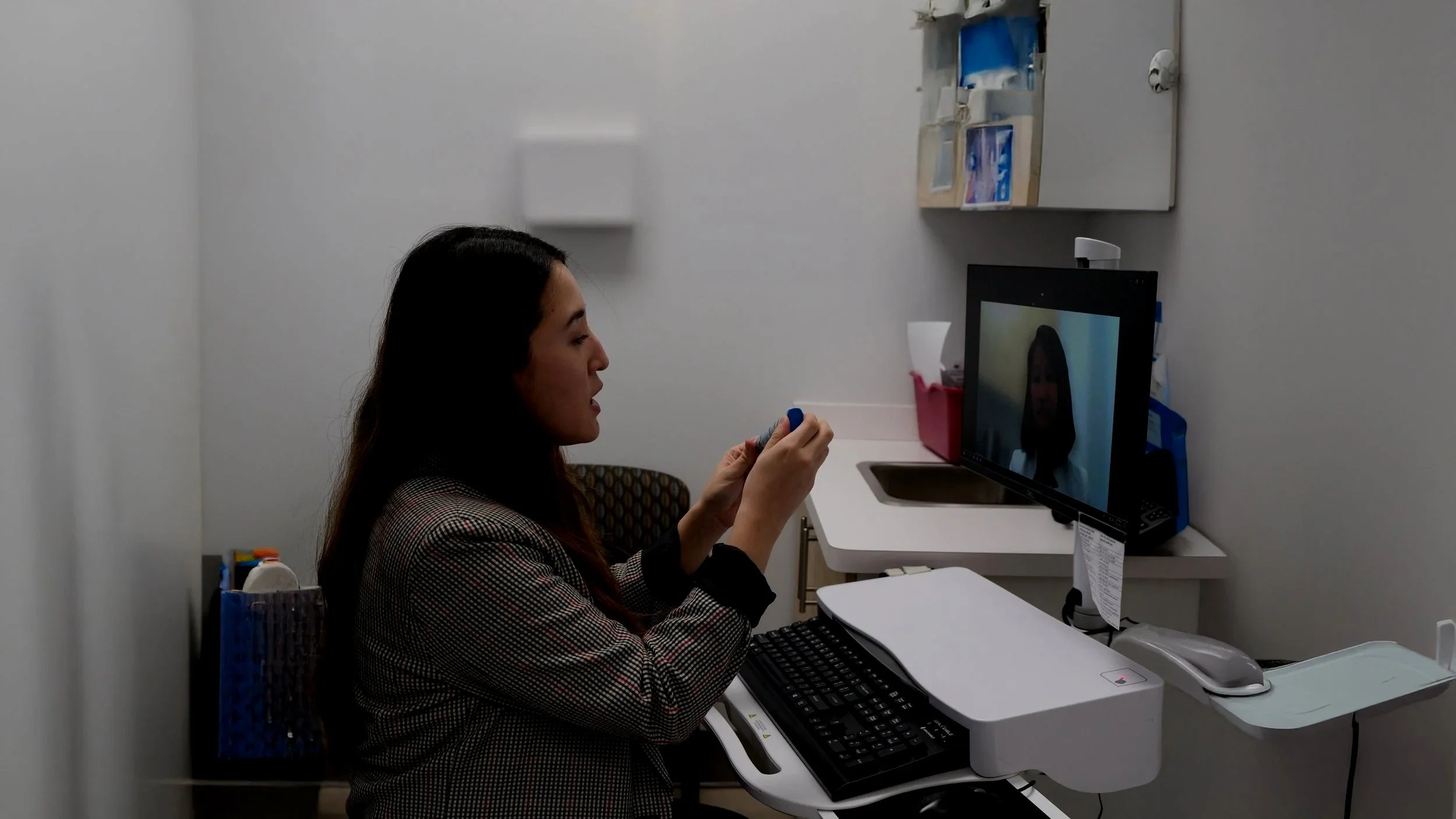 nurse seeing a virtual patient