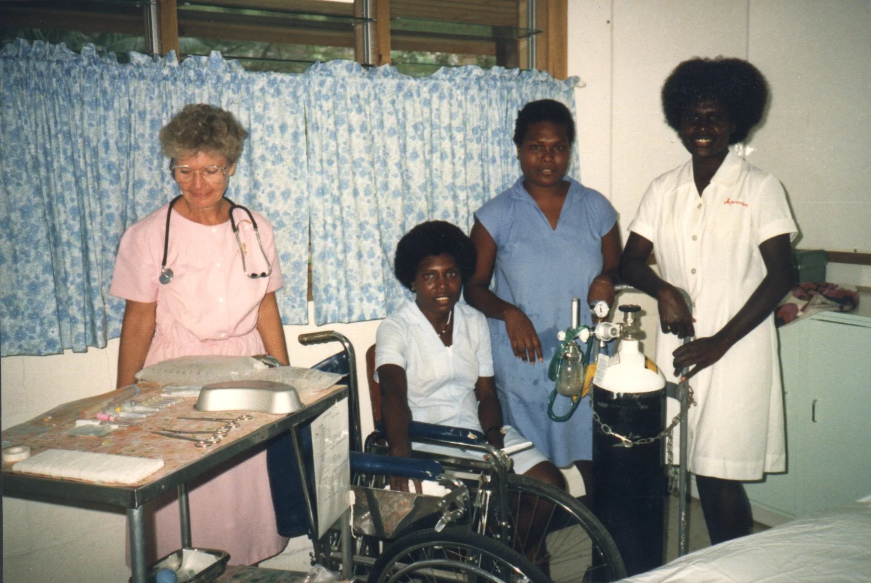 D19_Sr Dorothy Bayliss  Tinpuz, Bouganville CD23 CA.JPG
