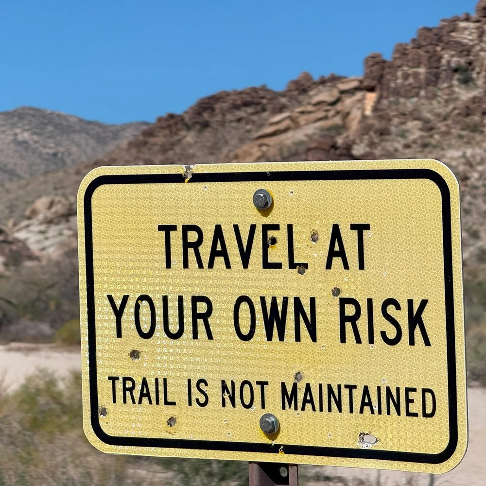 Nevada trails.
.
.
.
.
.
.
#nevada #deadly #beware #travelatyourownrisk #exploratography #laughlin #Christmastreeroad #mojave