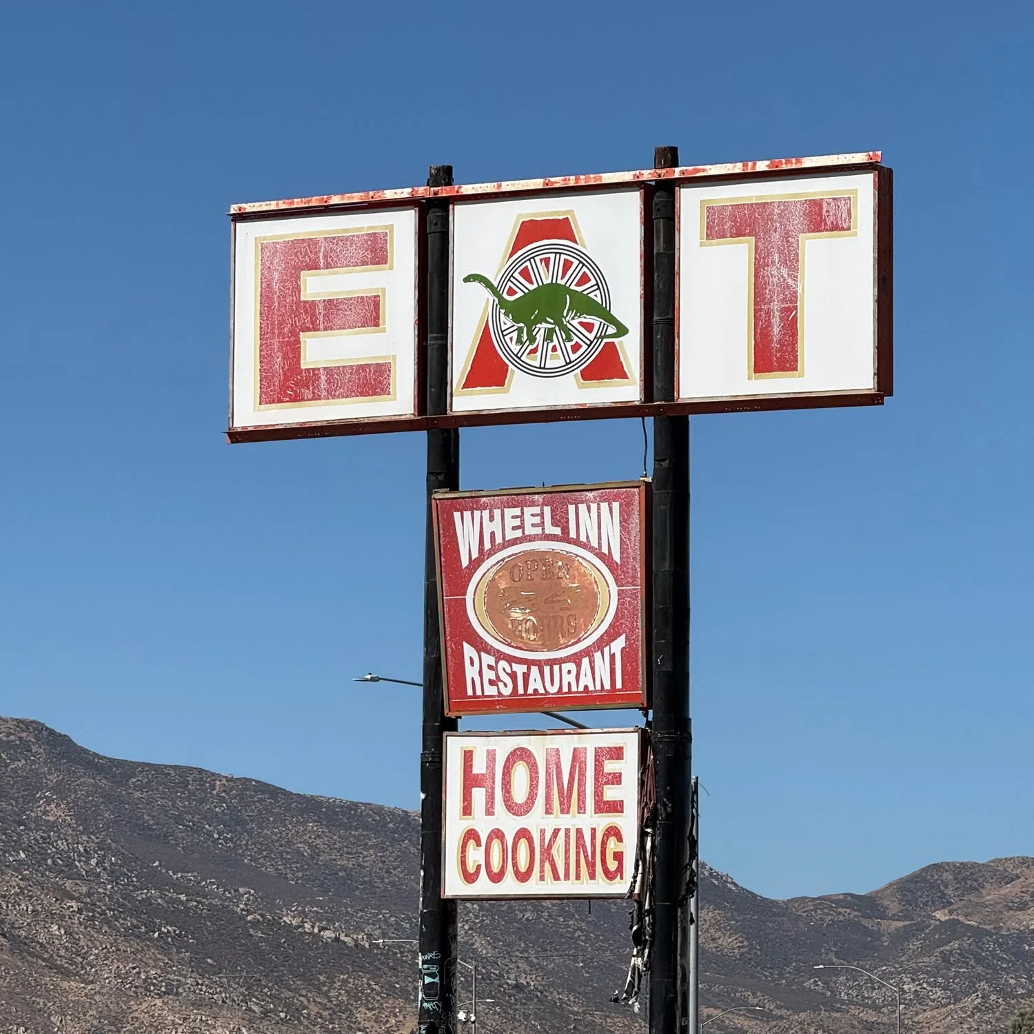EAT.
.
.
.
.
.
.
#cabazon #WheelInnRestaurant #Abandonedcalifornia #mojavedesert #dinosaurs #roadsigns #restaurantsigns #homecooking