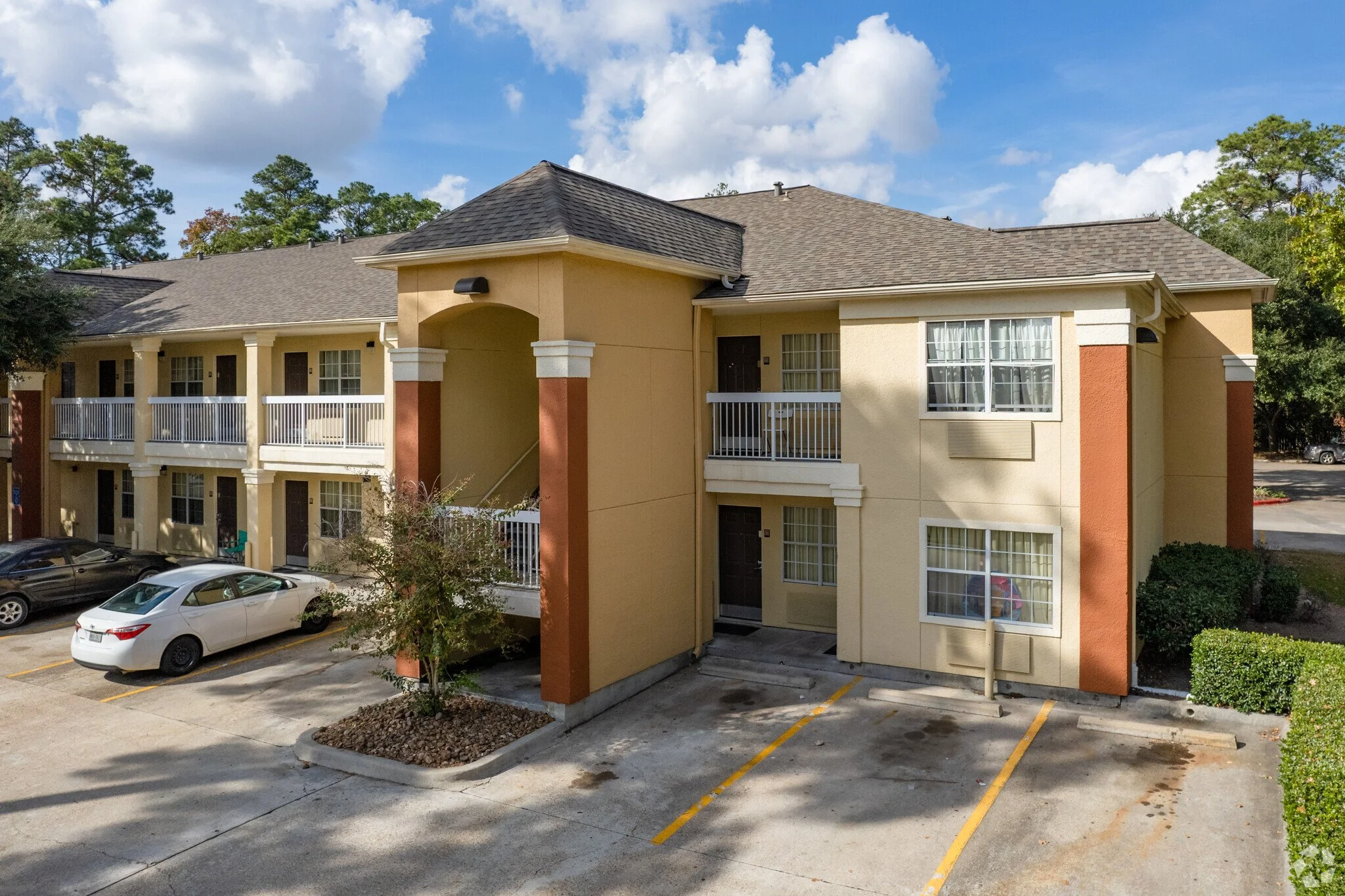 Vivo Houston — Vivo Investment Group