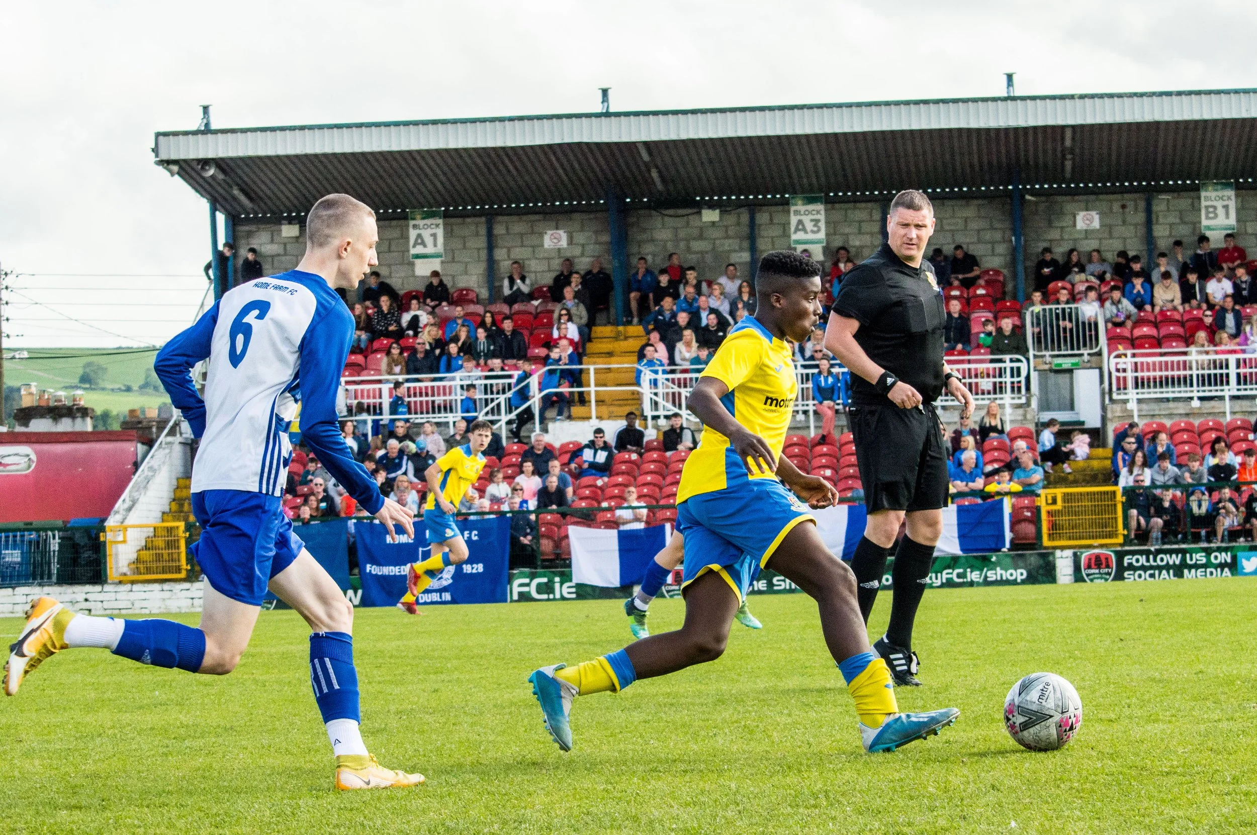Home Farm v Carrigaline UTD_-11.jpg