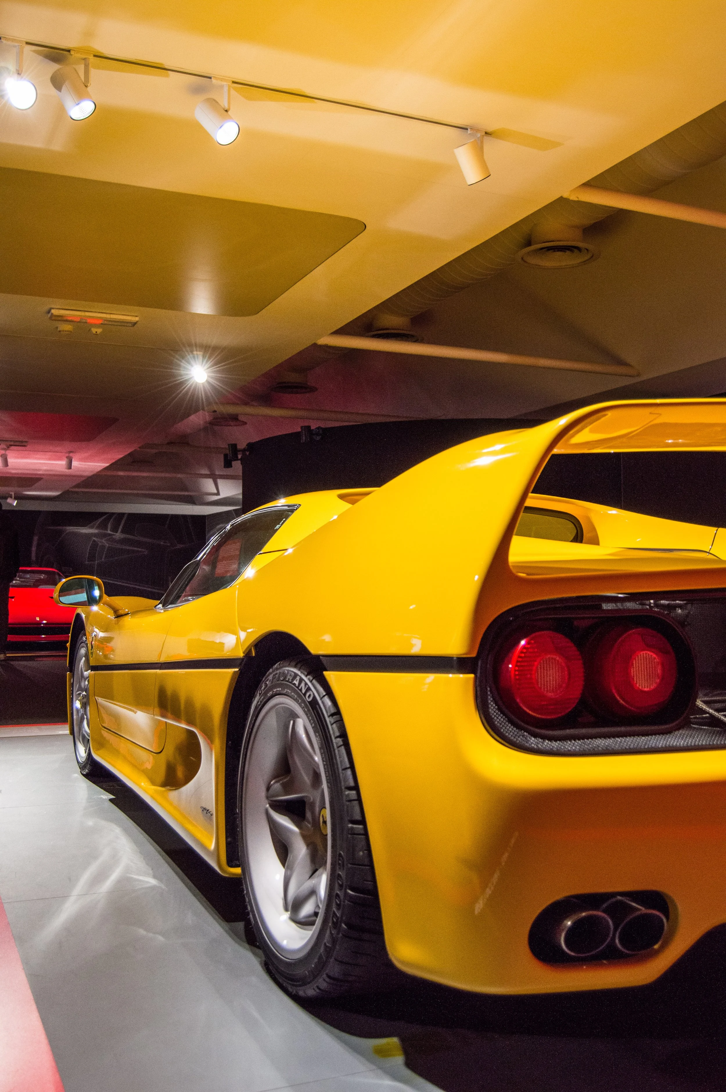 Ferarri-16.jpg