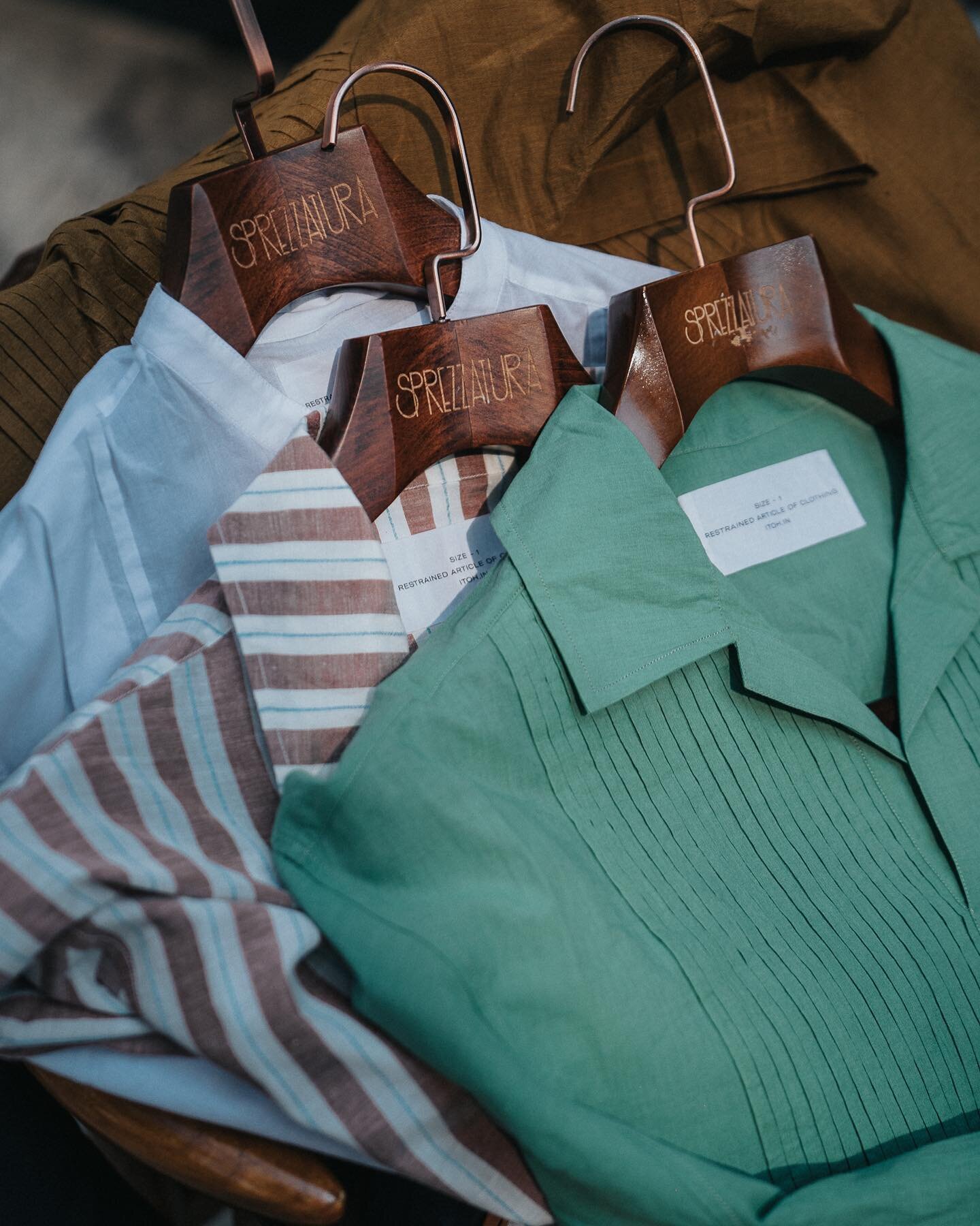 Find your perfect balance of style and comfort with our curated collection of ITOH menswear. Experience the fusion of Indian fabrics and Japanese design, all in one place!