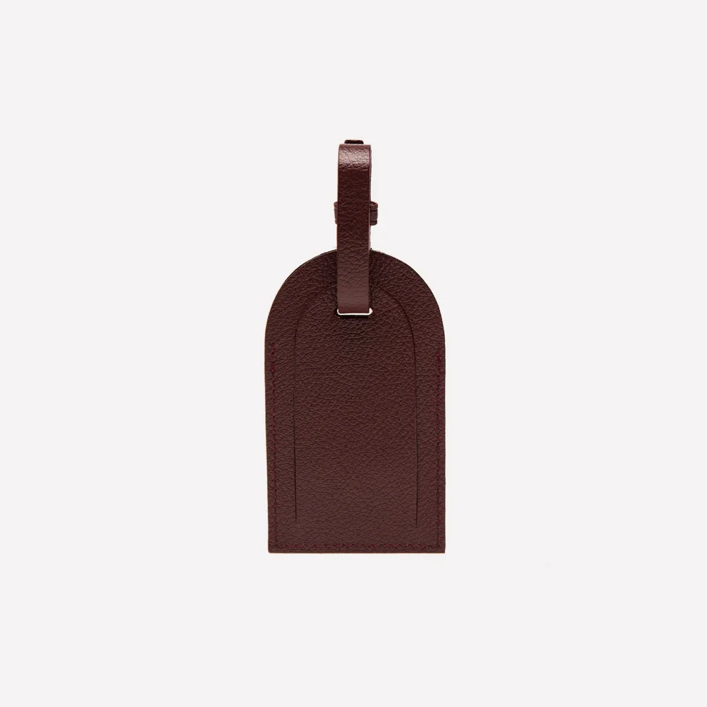 CP428J_Capra_LuggageTag_Bordeaux_2.webp
